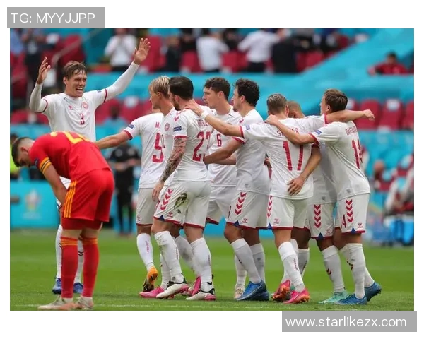 足球明星球员精彩进球瞬间回顾与分析带你领略绿茵场上的绝妙技艺 足球明星球员精彩进球瞬间回顾与分析带你领略绿茵场上的绝妙技艺