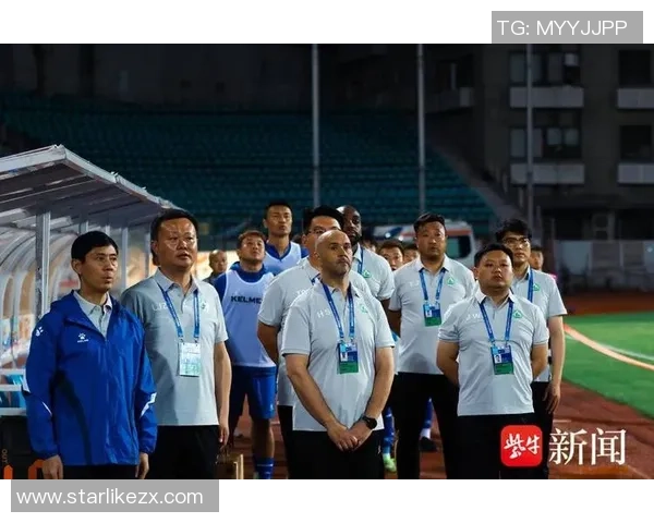 足球焦点：南京足球队的技术探讨
